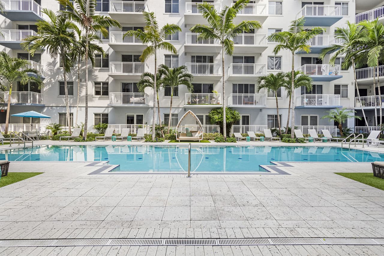 Boca City Walk Apartments 3 of 29