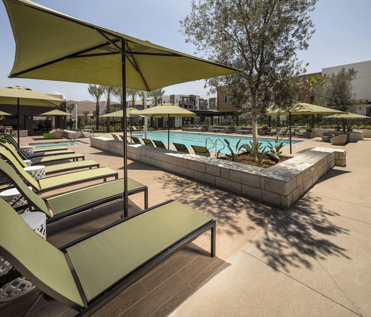 Terrano Apartments Corona Ca 4 of 25