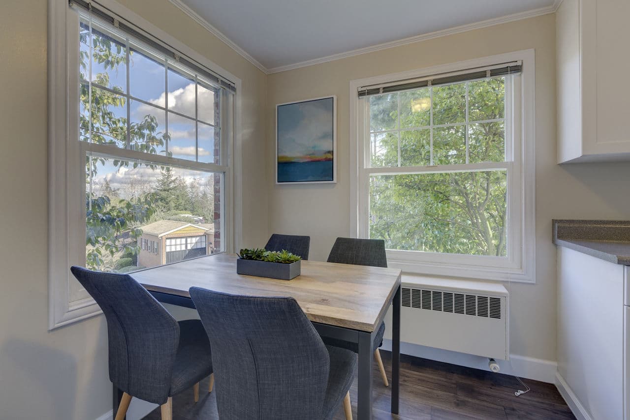 Shorewood Mercer Island Wa 19 of 39