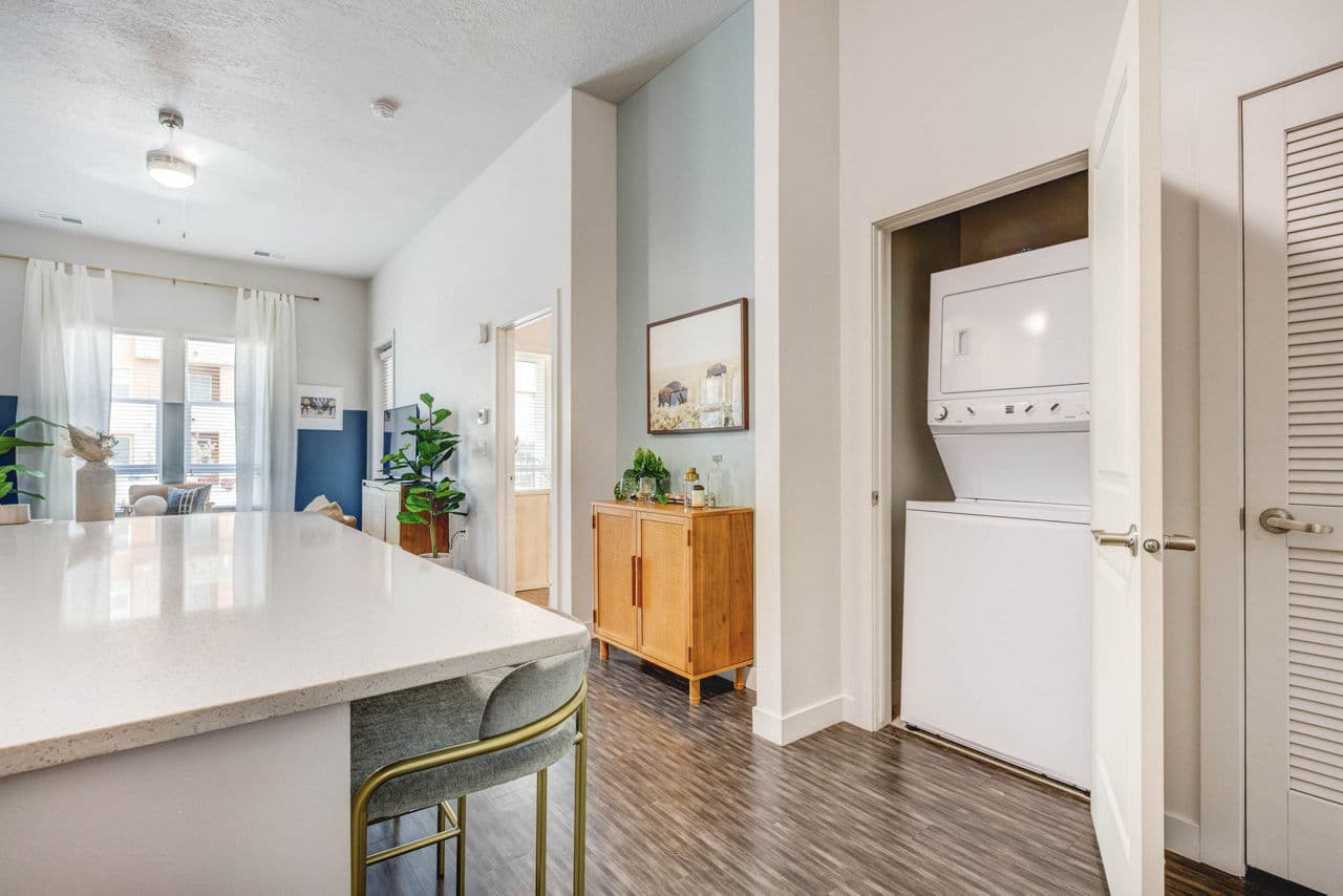 Novi At Jordan Valley Station Apartments West Jordan Ut 27 of 28