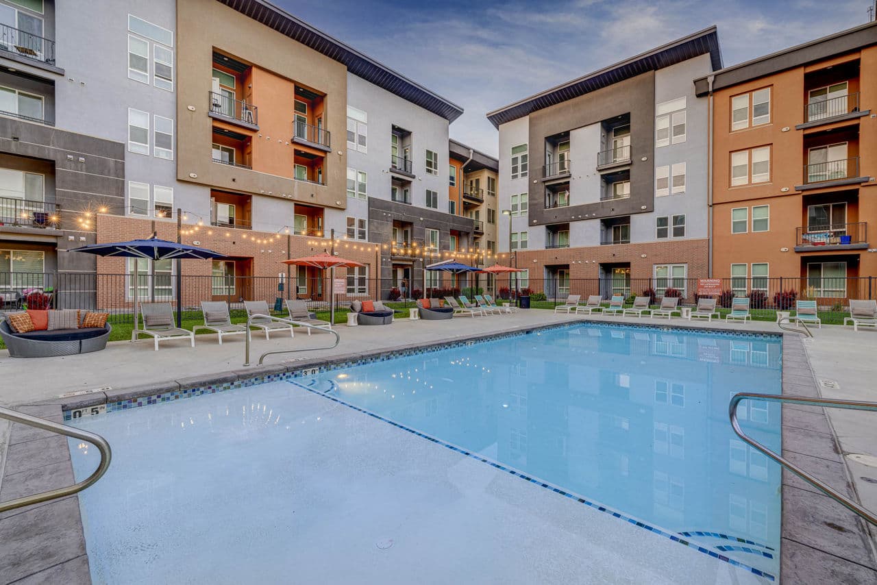 Novi At Jordan Valley Station Apartments West Jordan Ut 2 of 28
