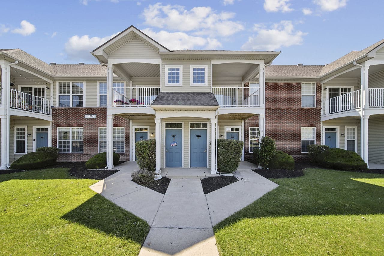Summit Pointe 3 of 30