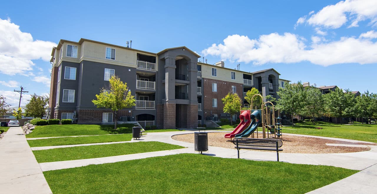 Park Vue Apartments 1 of 8