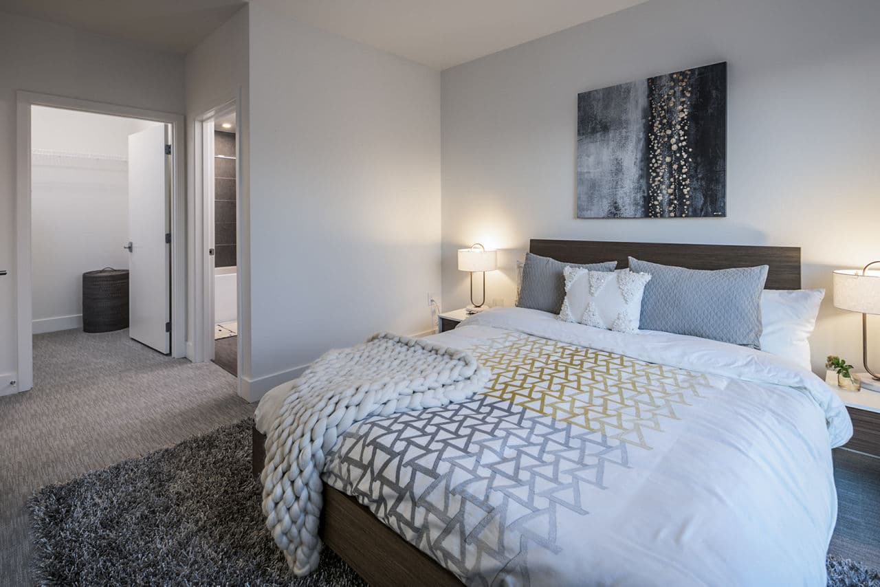 Hyde Square Apartments Bellevue Wa 30 of 33