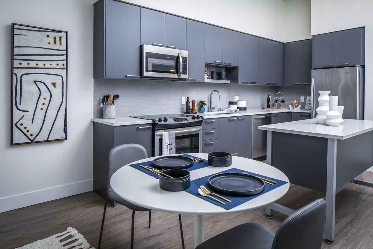 Hyde Square Apartments Bellevue Wa 23 of 33