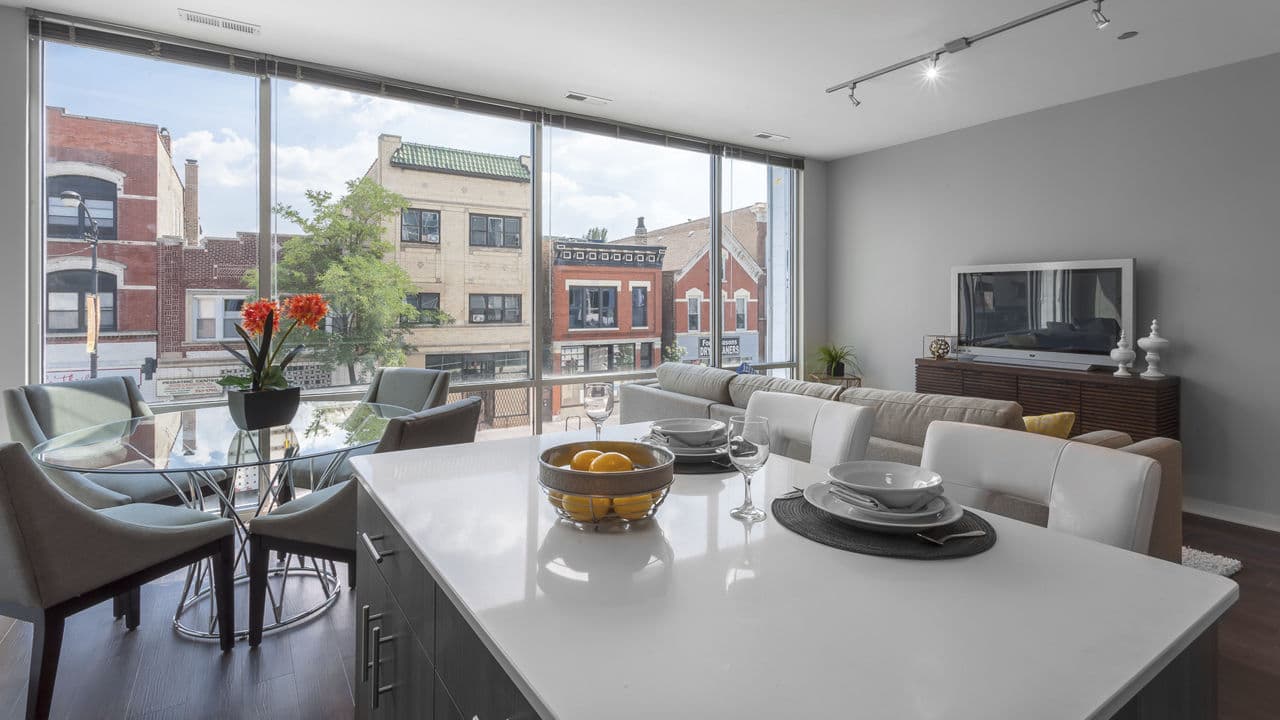 Luxe On Chicago Apartments Chicago Il 18 of 28