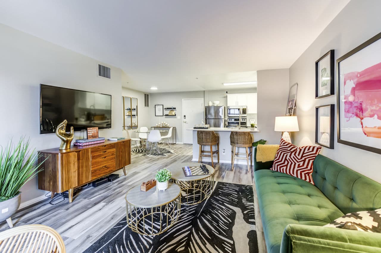 Avana On Pine Apartments Long Beach Ca 19 of 24