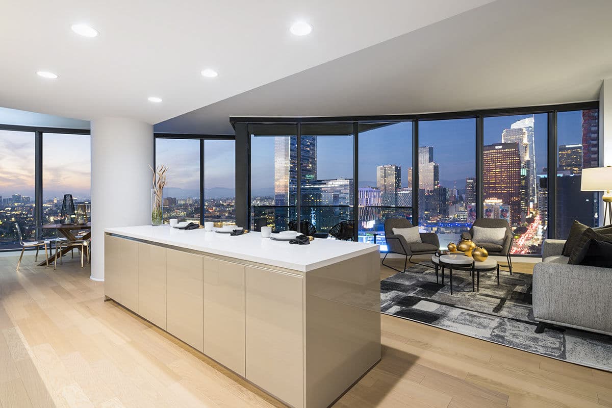 Circa LA Apartments 10 of 15