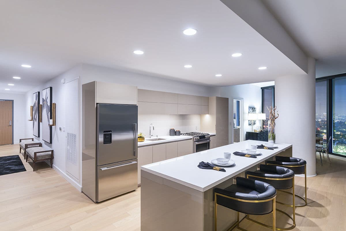 Circa LA Apartments 9 of 15