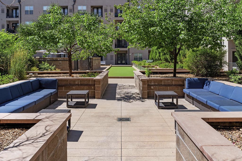 2785 Speer Apartments 4 of 8