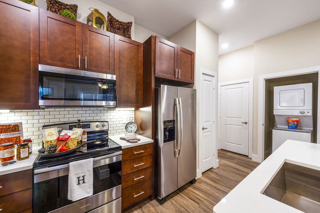 Hardy Yards Apartment Homes 24 of 38