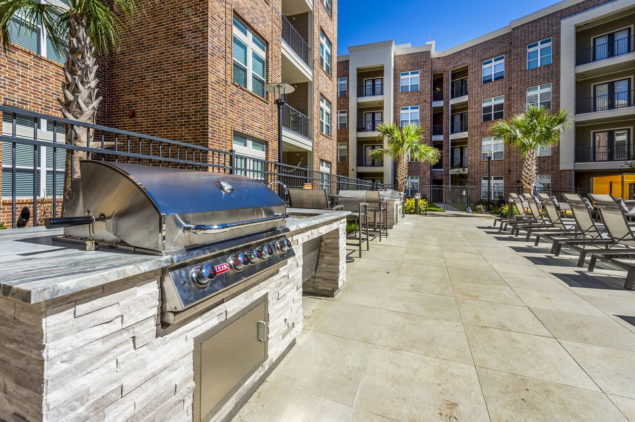 Hardy Yards Apartment Homes 17 of 38