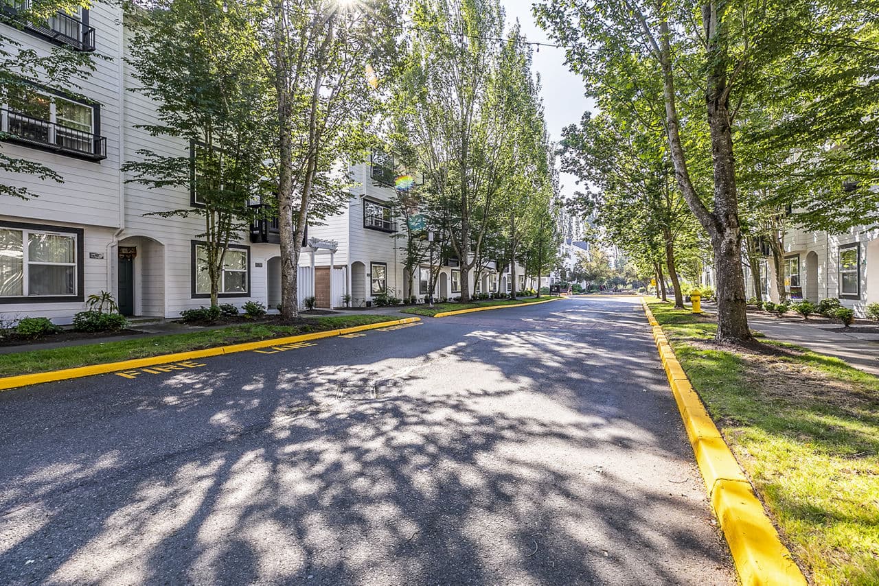 Avignon Townhomes Redmond Wa 4 of 33