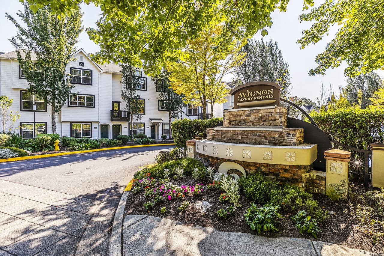 Avignon Townhomes Redmond Wa 2 of 33