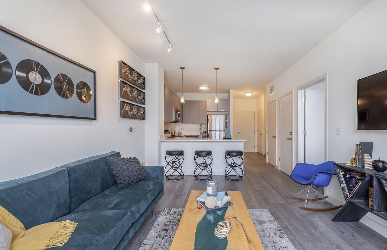 West Of Chestnut Quincy Ma 1 of 28