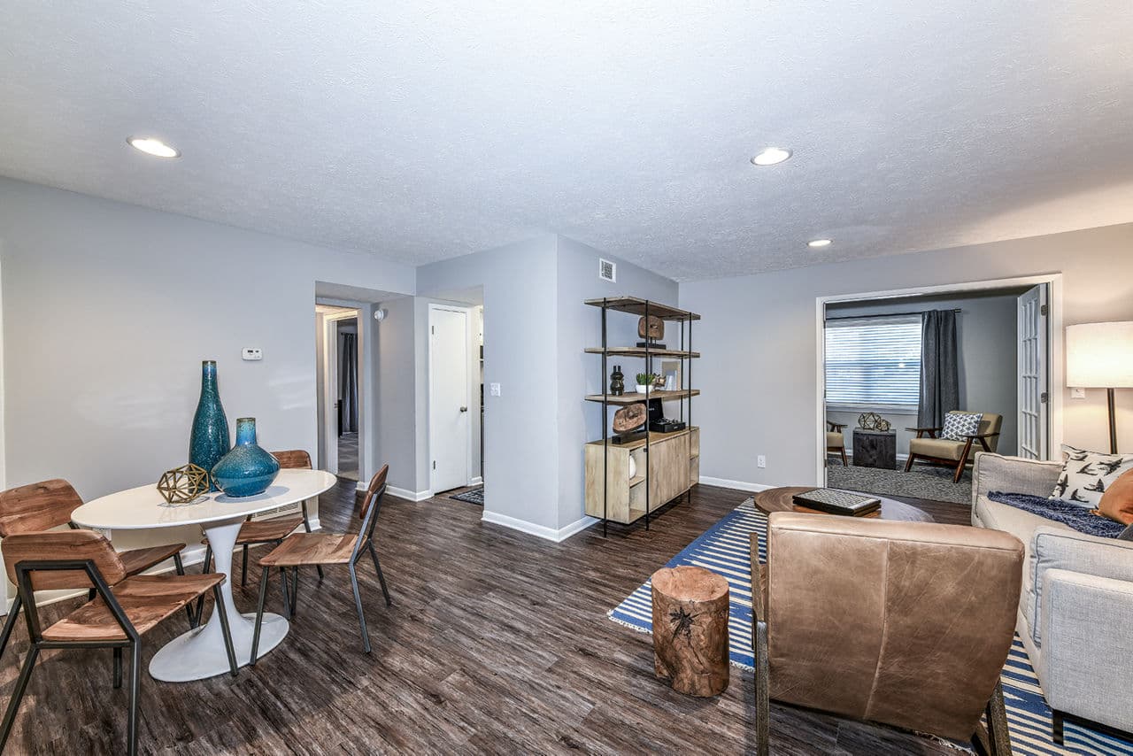 Avana Woods 24 of 32