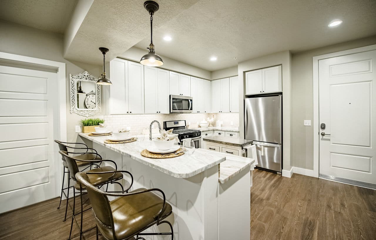 Hardware Apartments 20 of 39