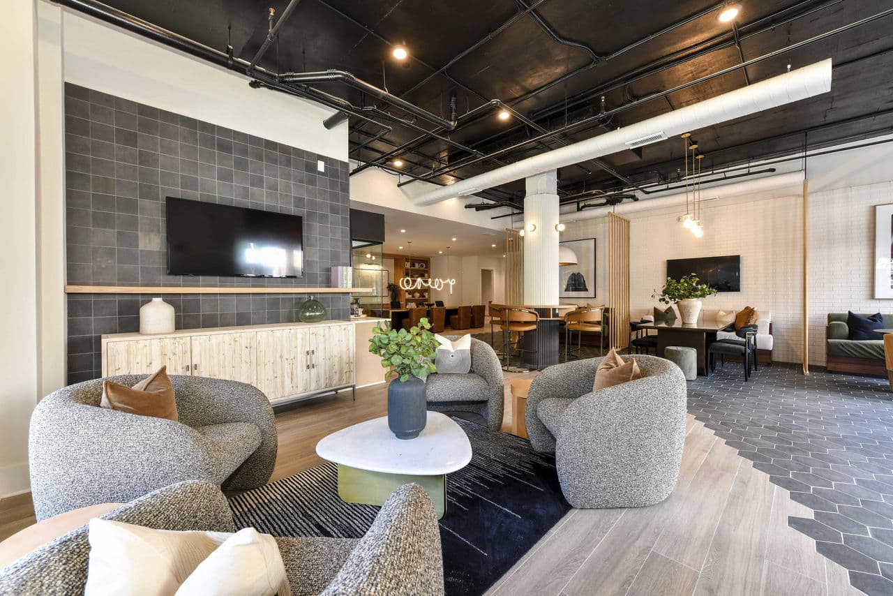Avana On Main Atlanta Ga 7 of 29