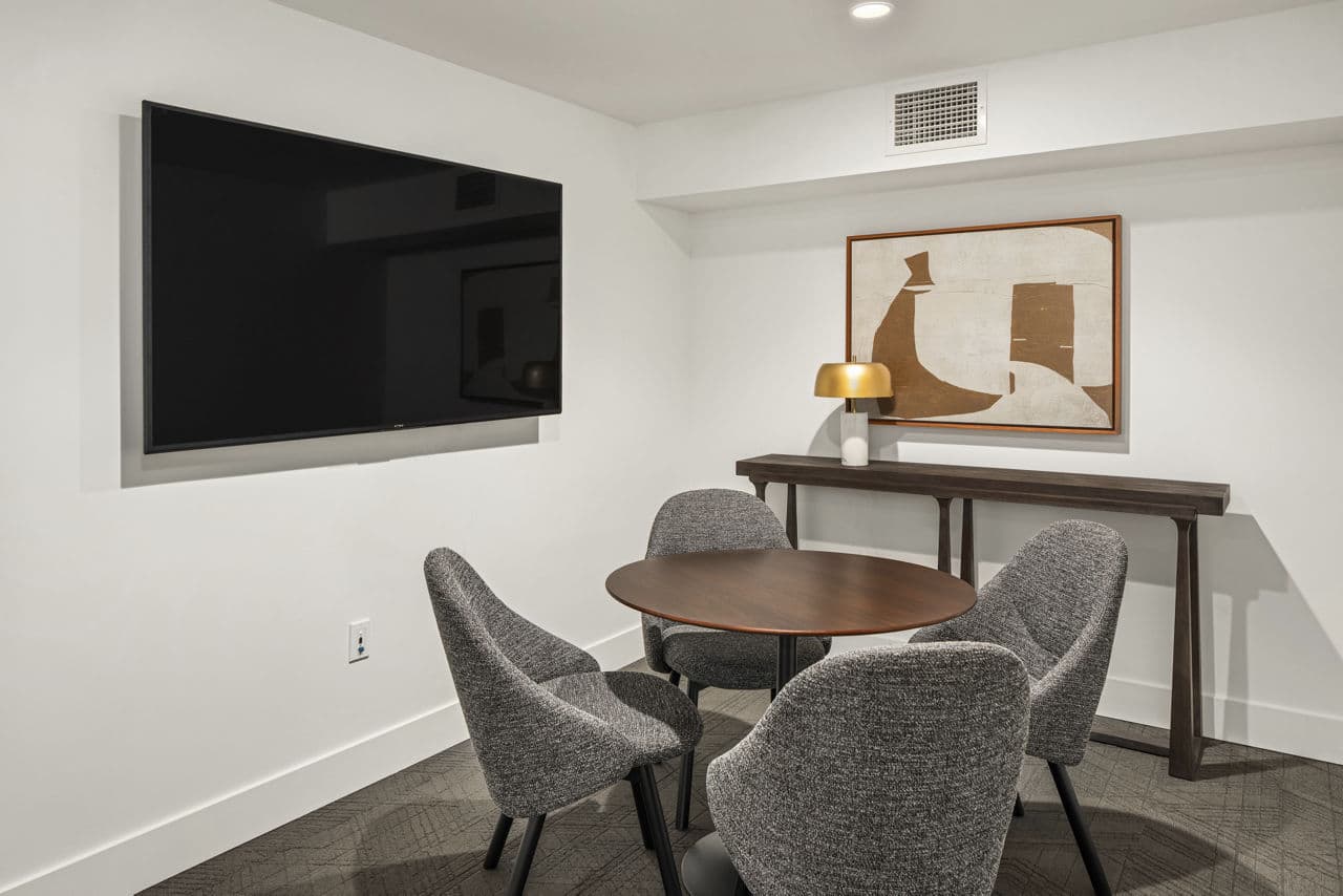 The Victor Apartments 5 of 19