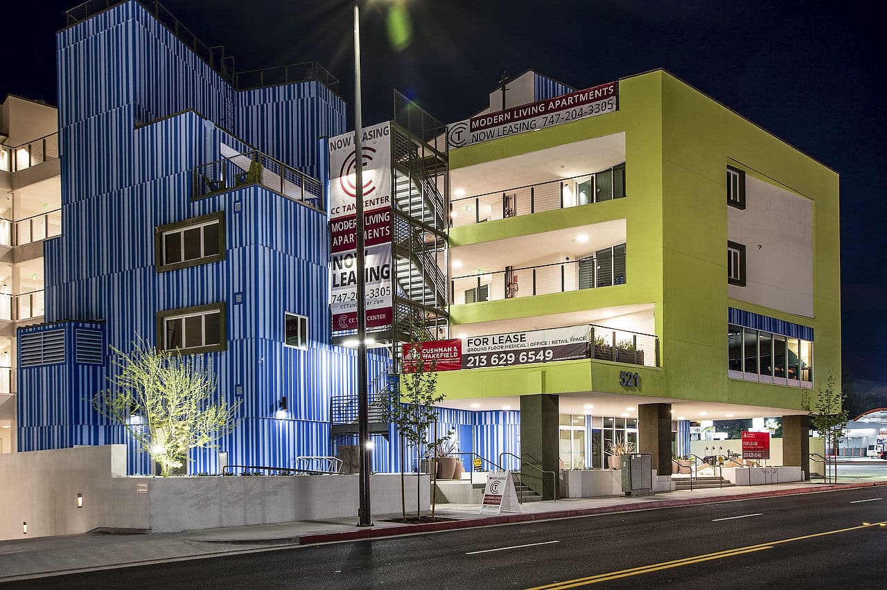 Cc Tan Center Apartments Glendale Ca 3 of 40