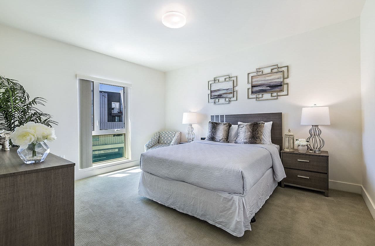 Cc Tan Center Apartments Glendale Ca 34 of 40