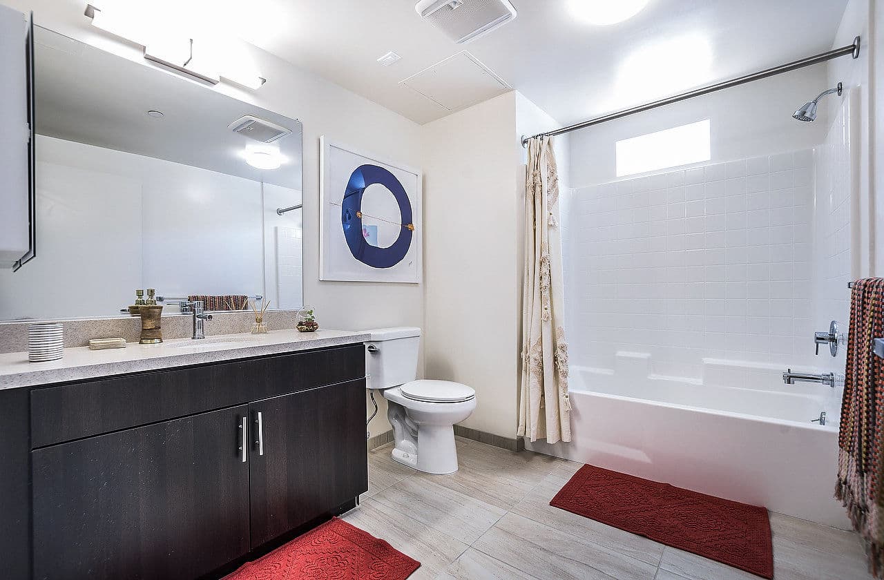 Cc Tan Center Apartments Glendale Ca 39 of 40