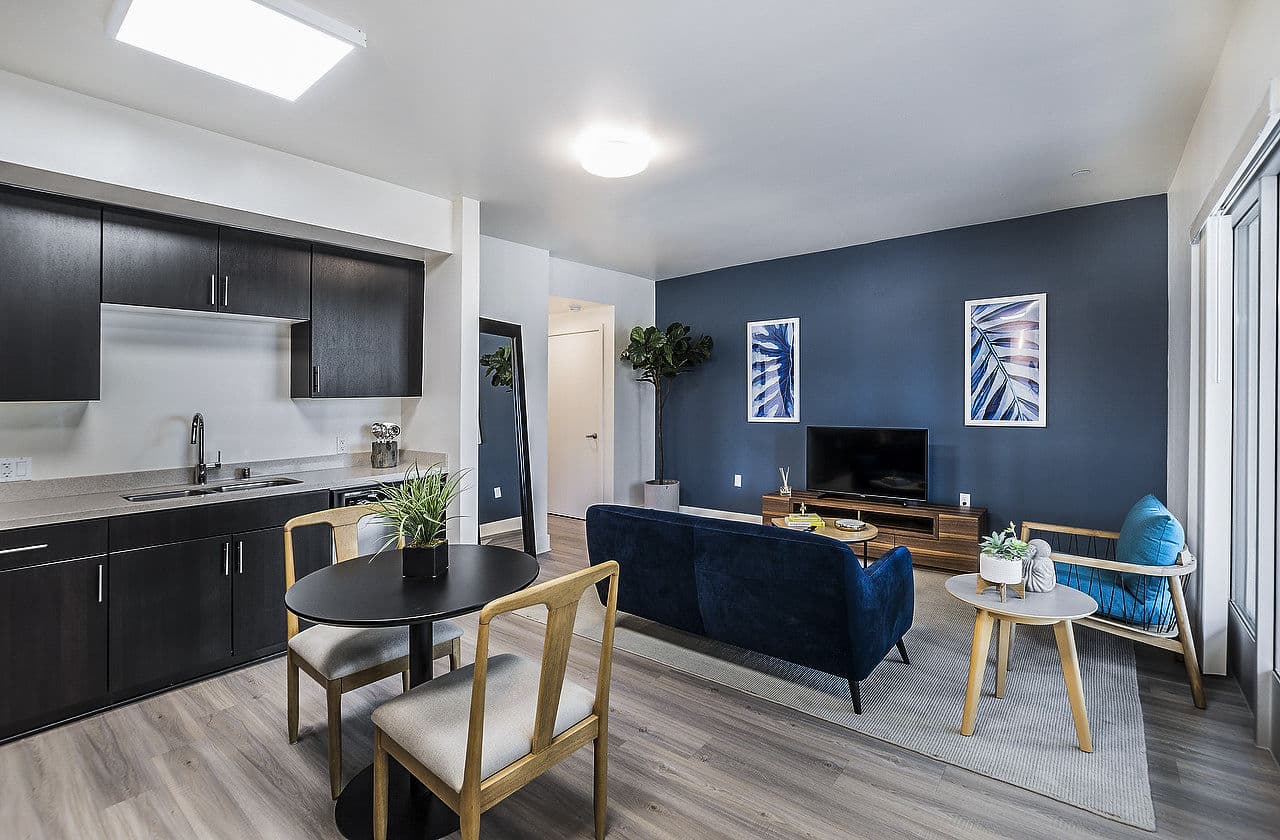 Cc Tan Center Apartments Glendale Ca 20 of 40