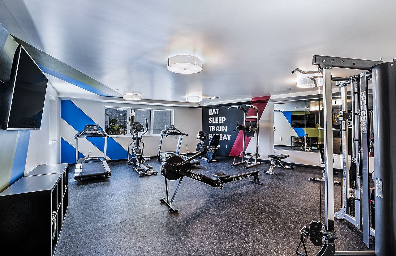 Cc Tan Center Apartments Glendale Ca 15 of 40