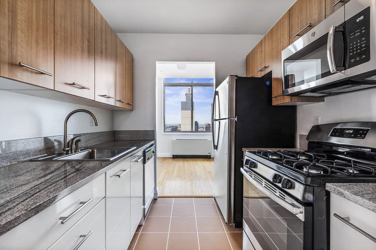 800 Sixth New York Ny 27 of 39