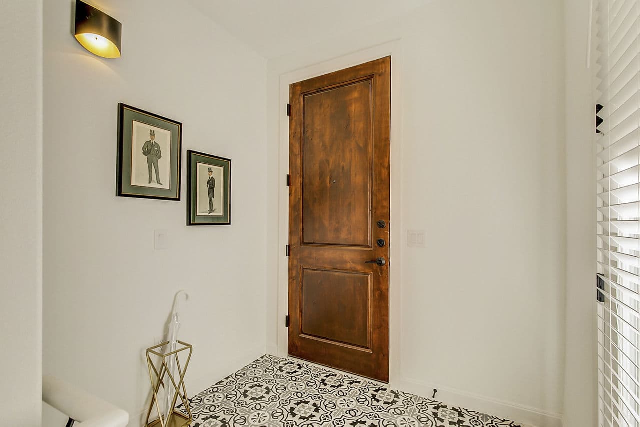 Elan Inwood 5 of 8
