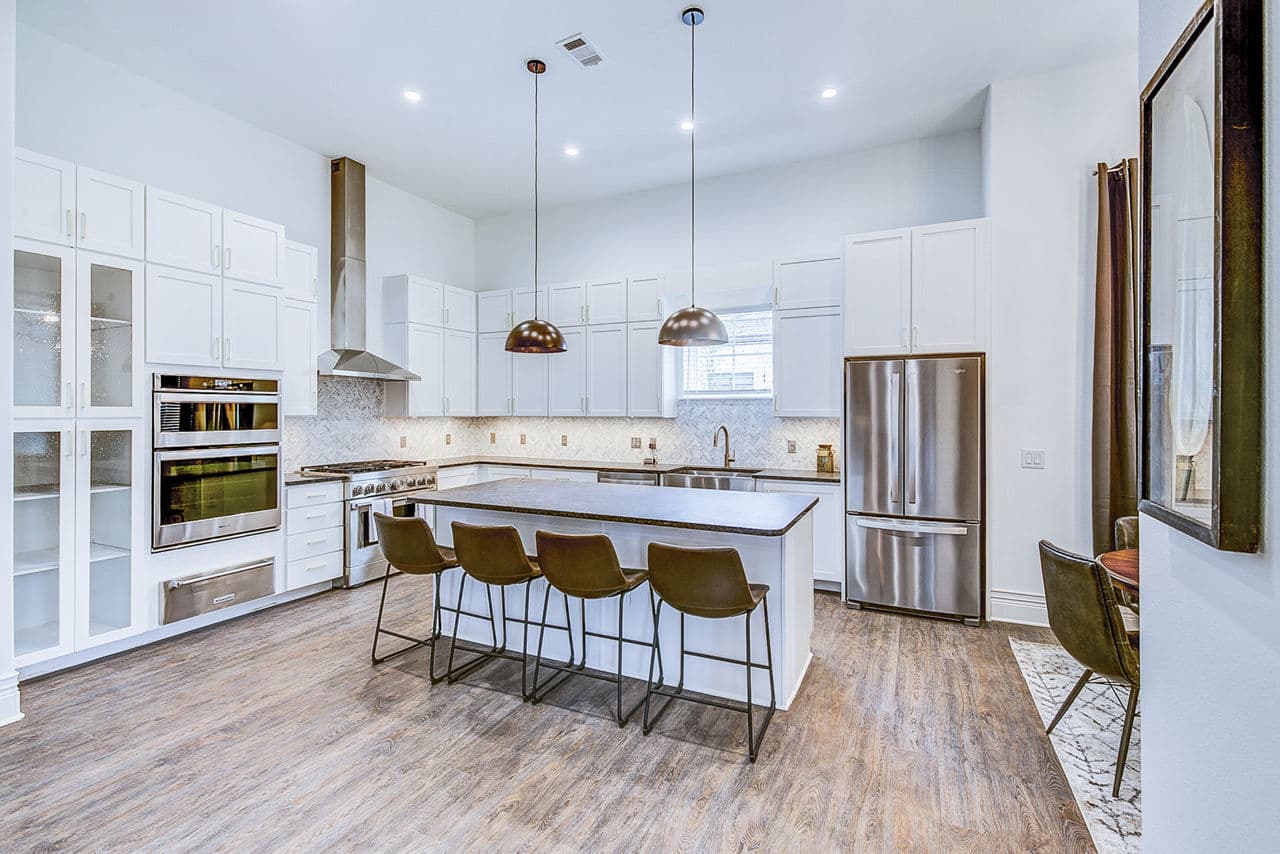 Elan Inwood 8 of 8
