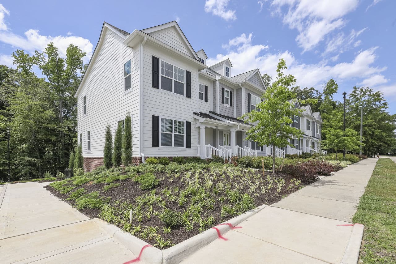 High Street View Luxury Apartments 2 of 28