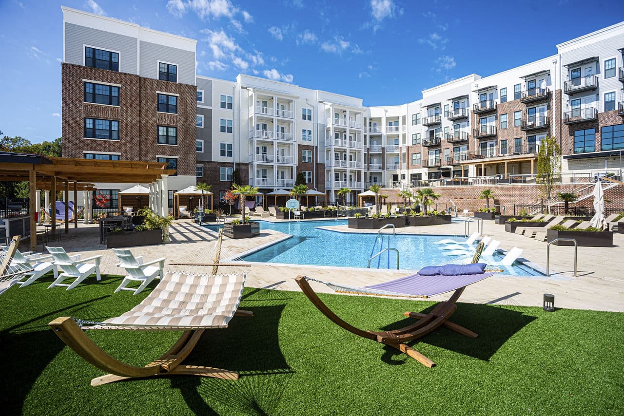 High Street View Luxury Apartments 5 of 28