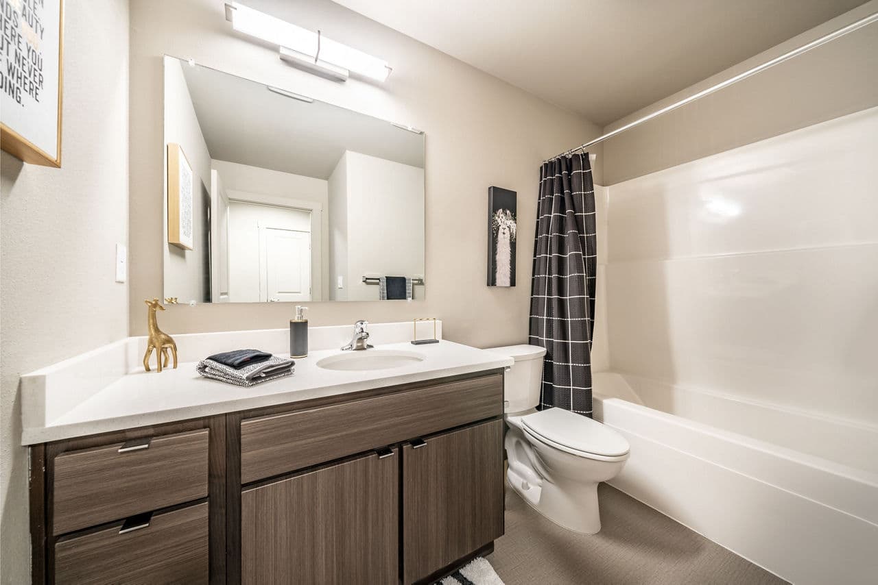 The McKenzie at Crescent Village 28 of 29