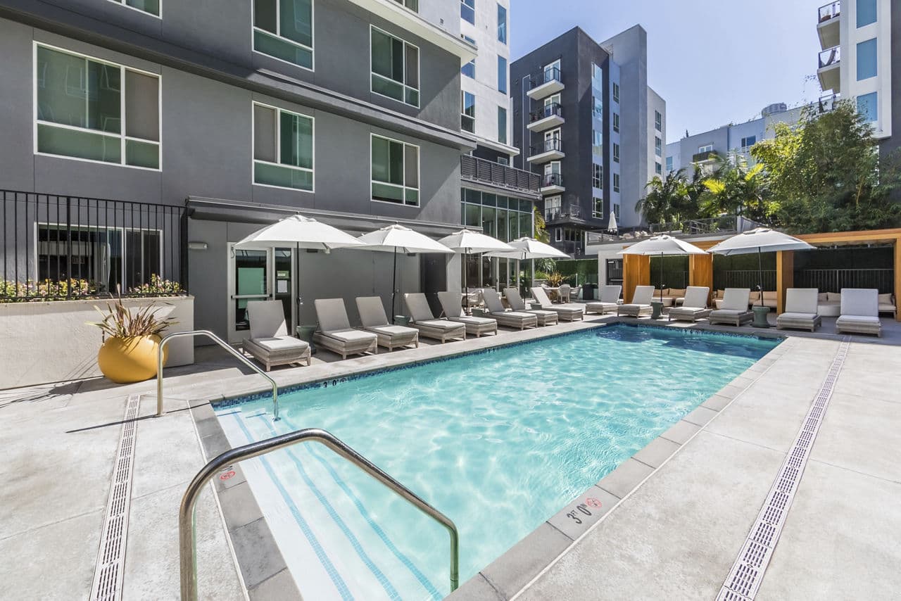 Be Dtla Apartments Los Angeles Ca 3 of 34