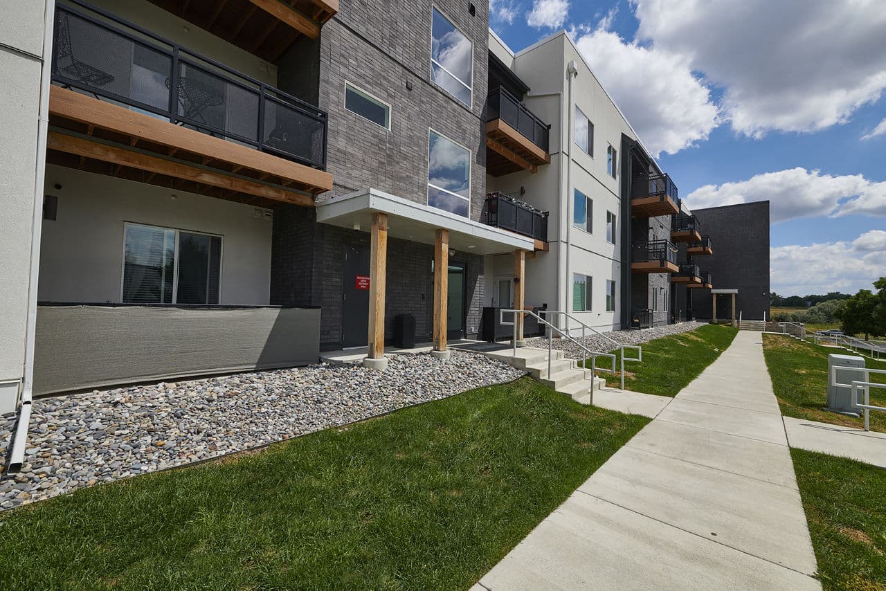 Westbury Apartments 4 of 29