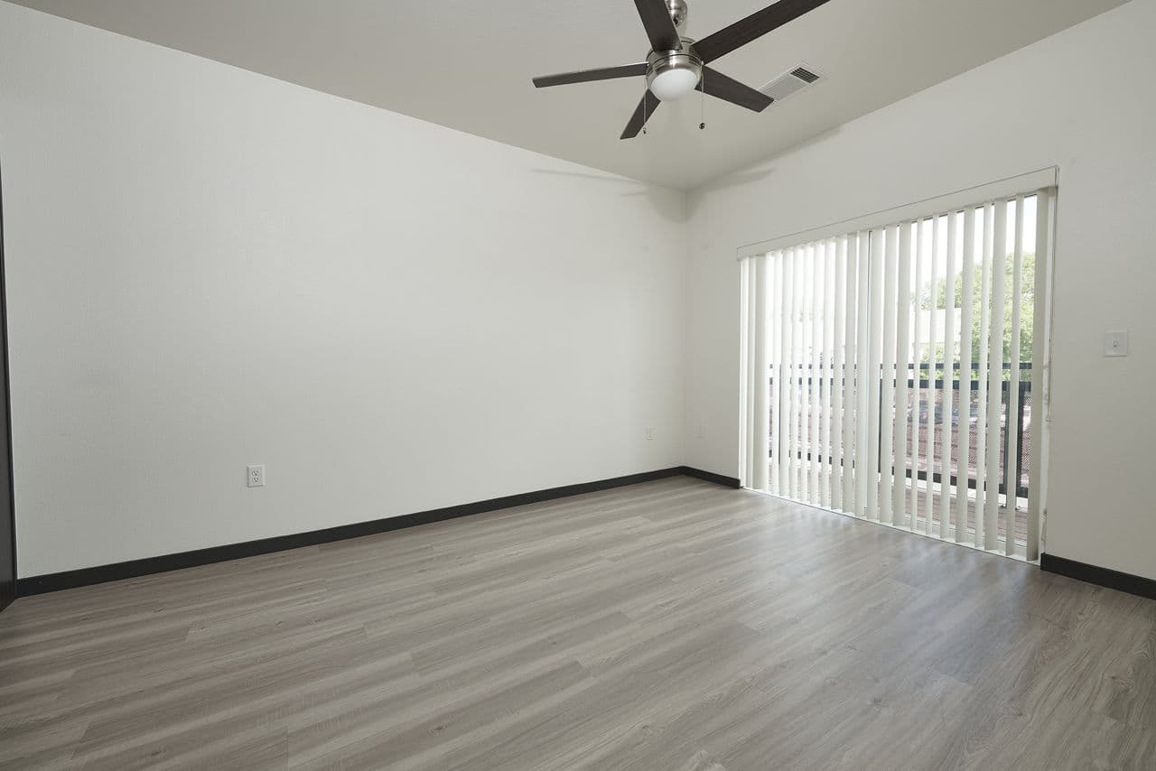 Westbury Apartments 27 of 29