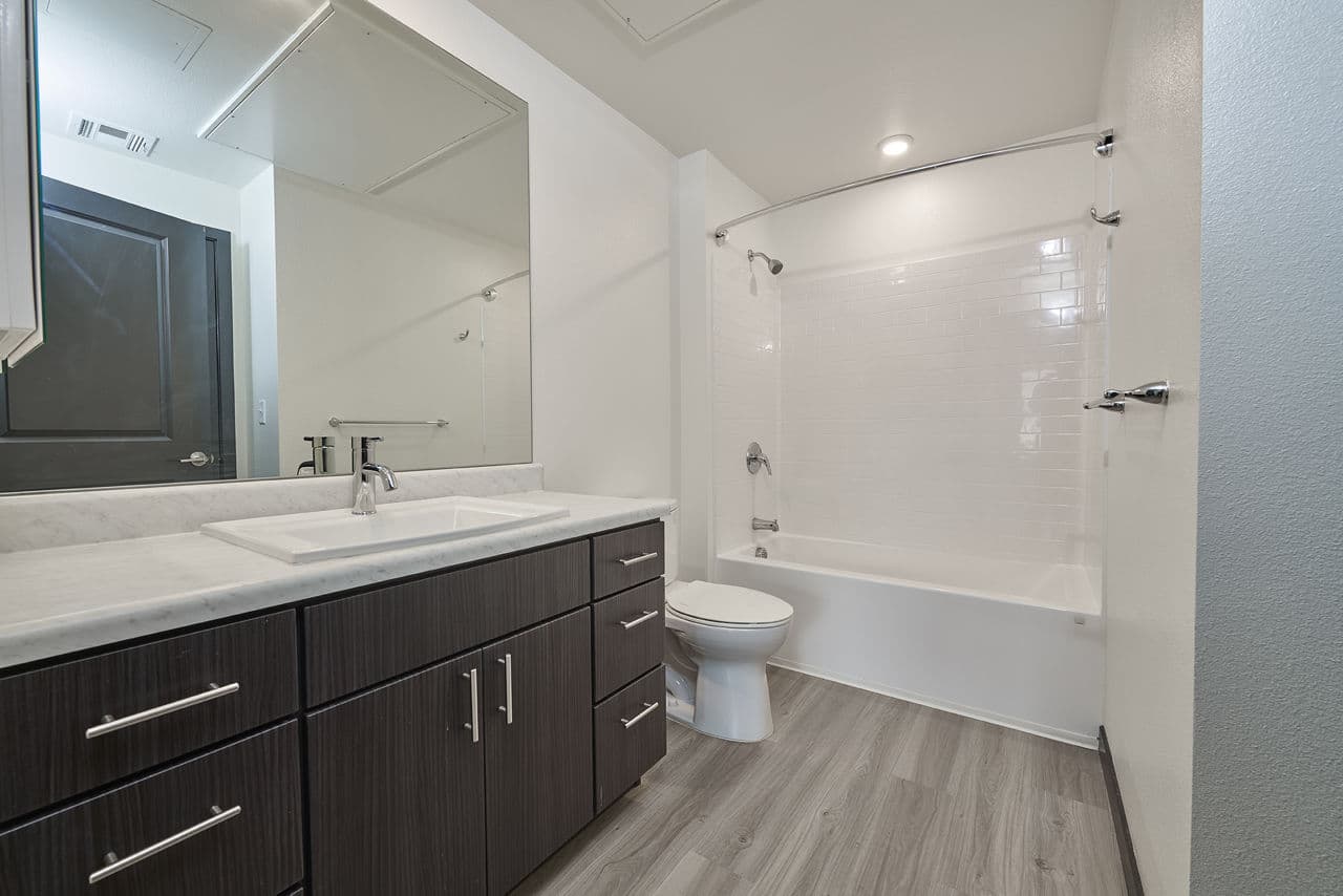 Westbury Apartments 29 of 29