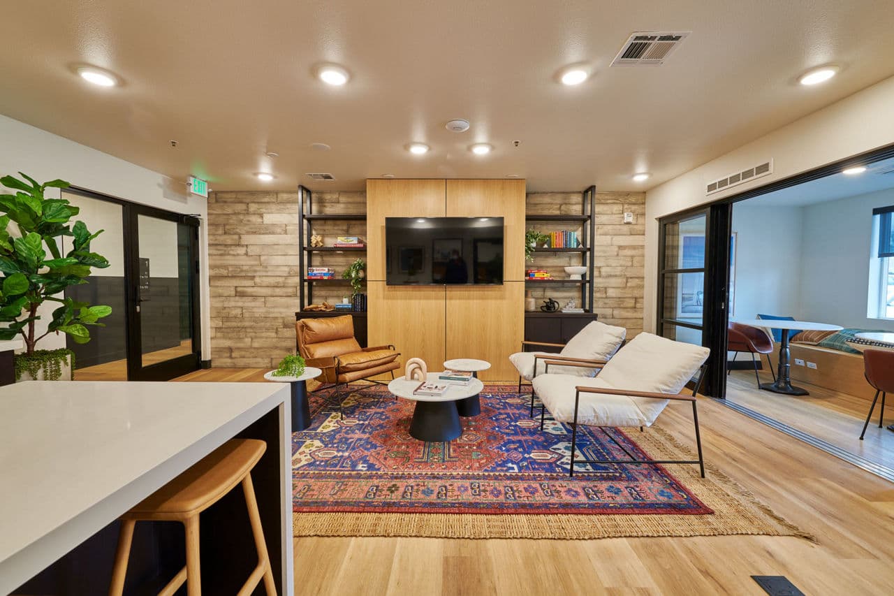 Westbury Apartments 7 of 29