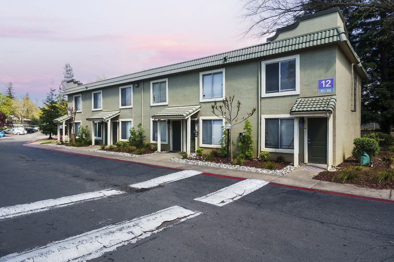The Luxe Sacramento Ca 2 of 22