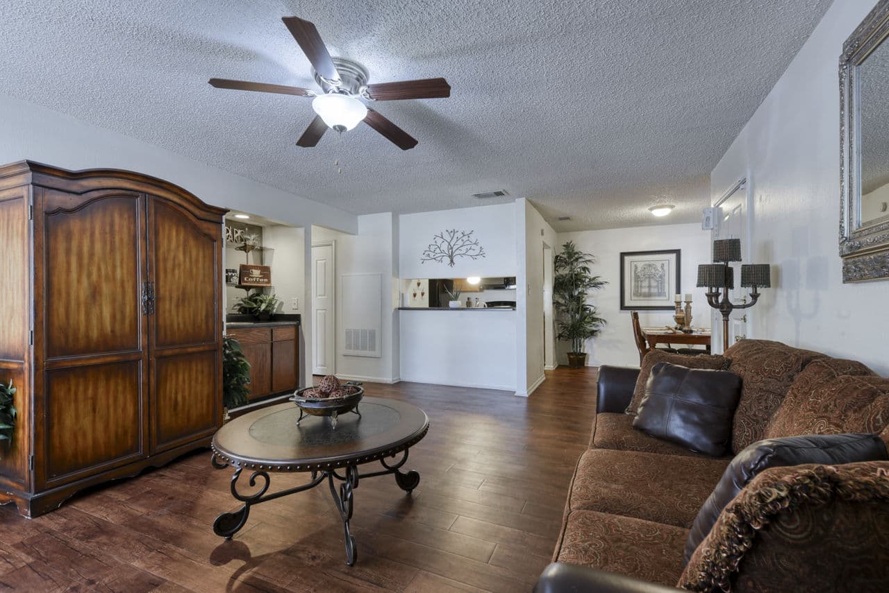 Landera San Antonio Tx 15 of 21