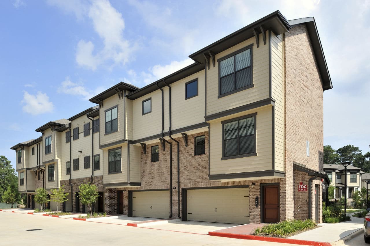 Townhomes At Woodmill Creek The Woodlands Tx 2 of 26