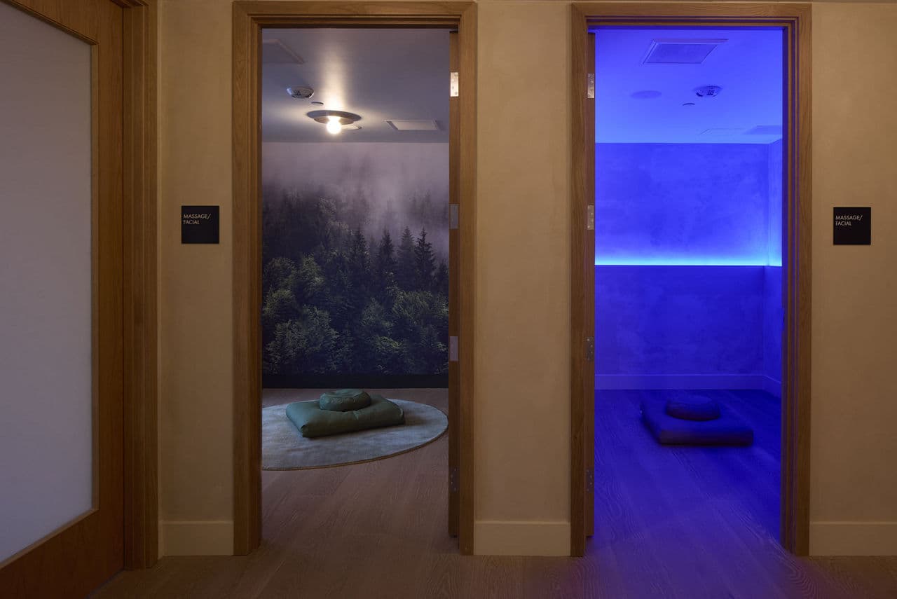Sevens Luxury Apartment 17 of 28
