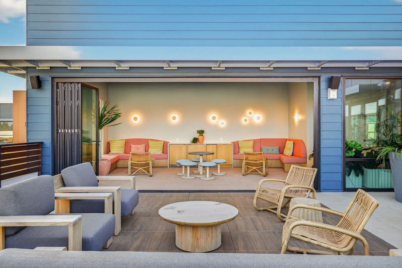 Sevens Luxury Apartment 24 of 28