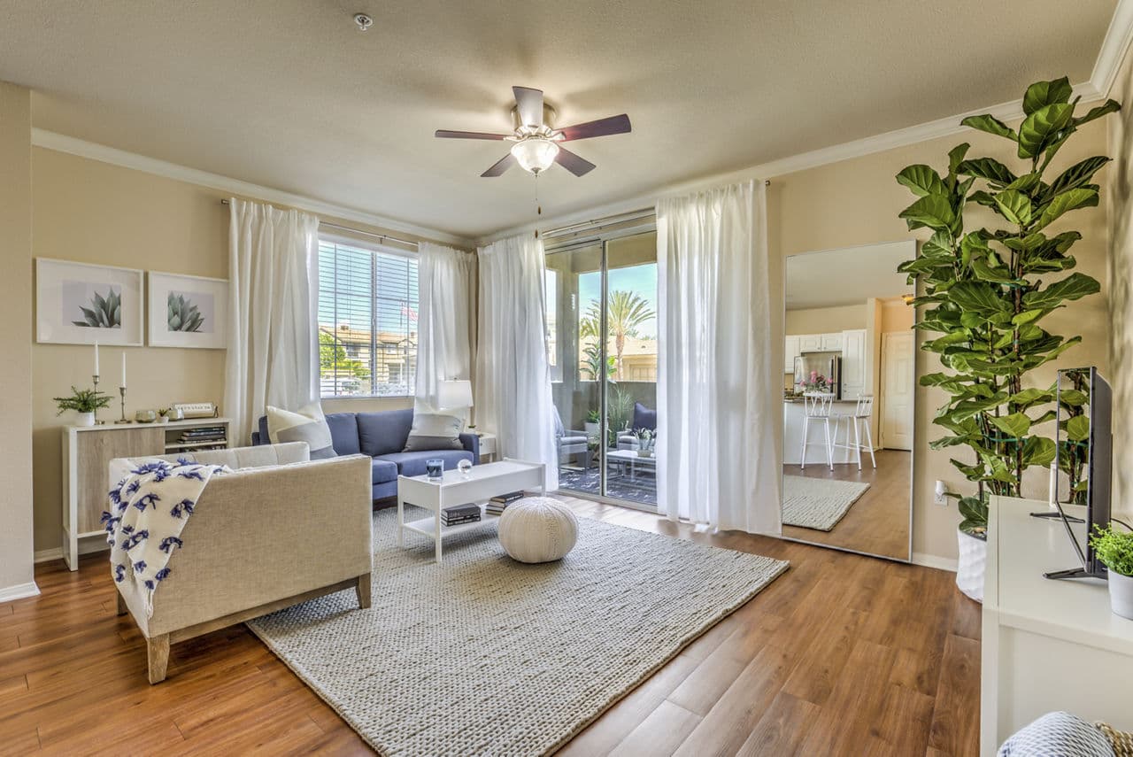 The Paseo At Town Center Santa Clarita Ca 19 of 20