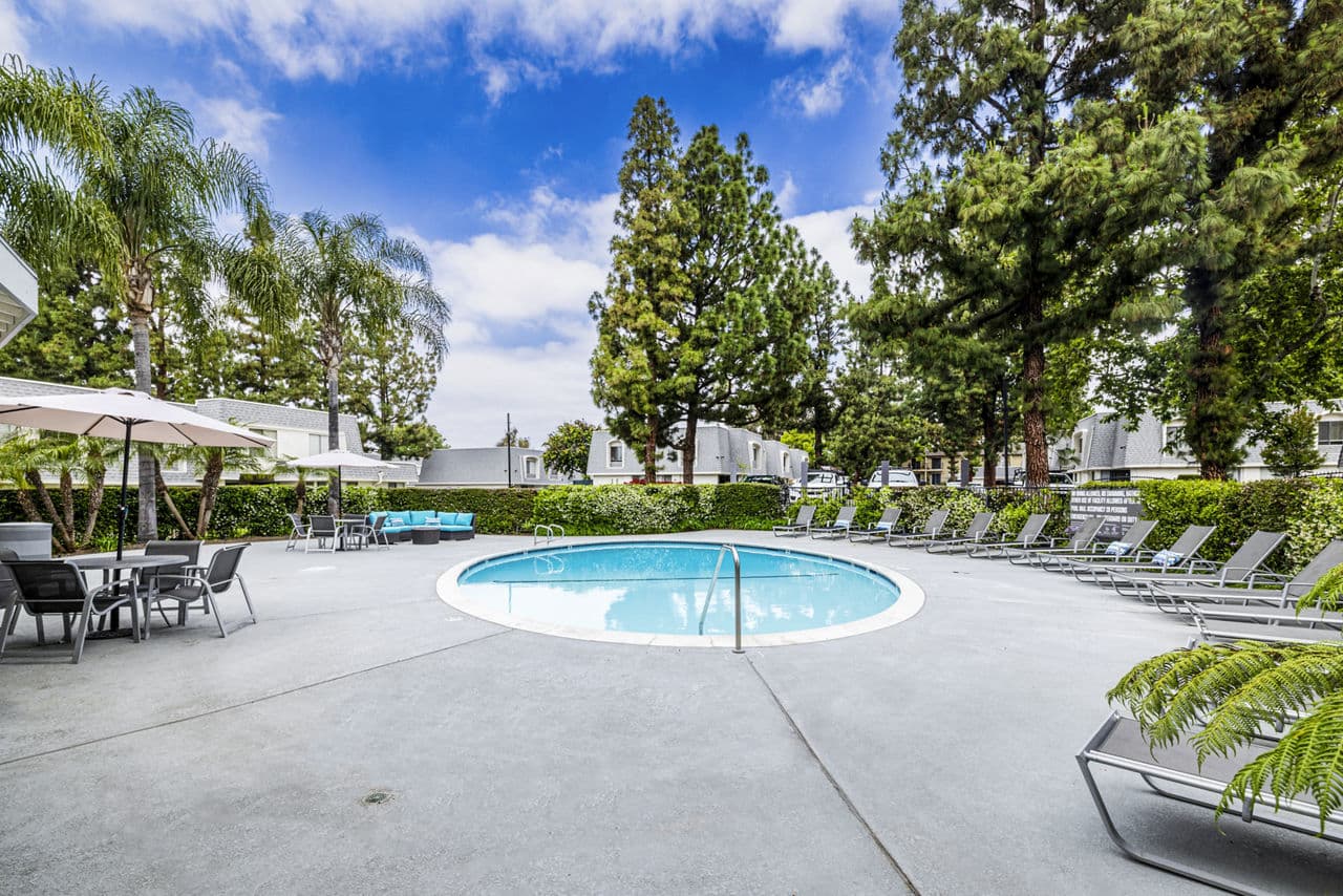 Lexington Townhomes Montclair Ca 3 of 26