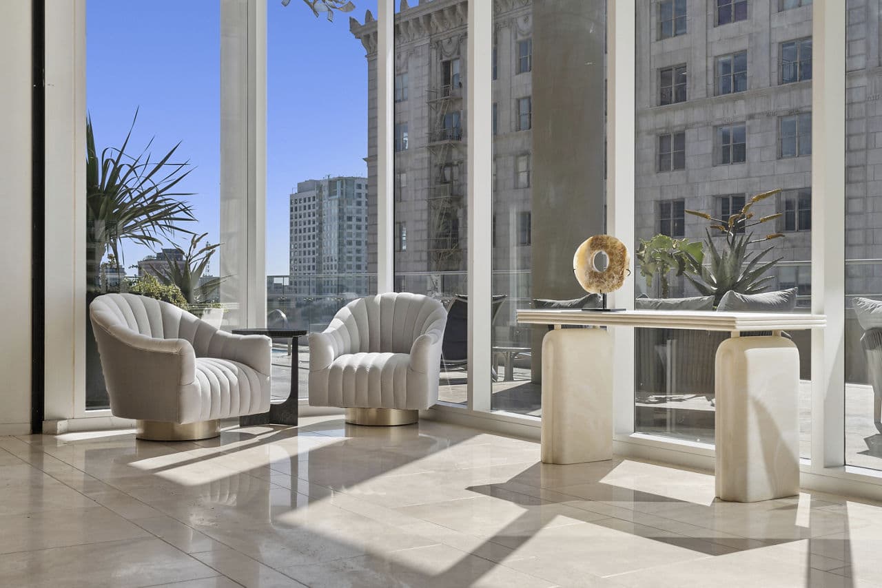 717 Olympic Los Angeles Ca 18 of 29
