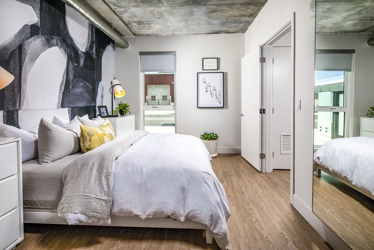 Llewellyn Apartments Los Angeles Ca 37 of 53