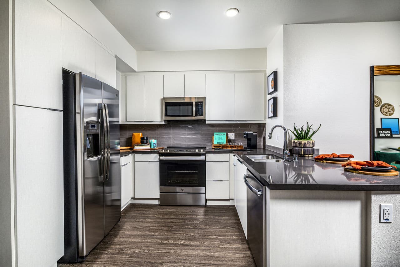 Llewellyn Apartments Los Angeles Ca 2 of 53
