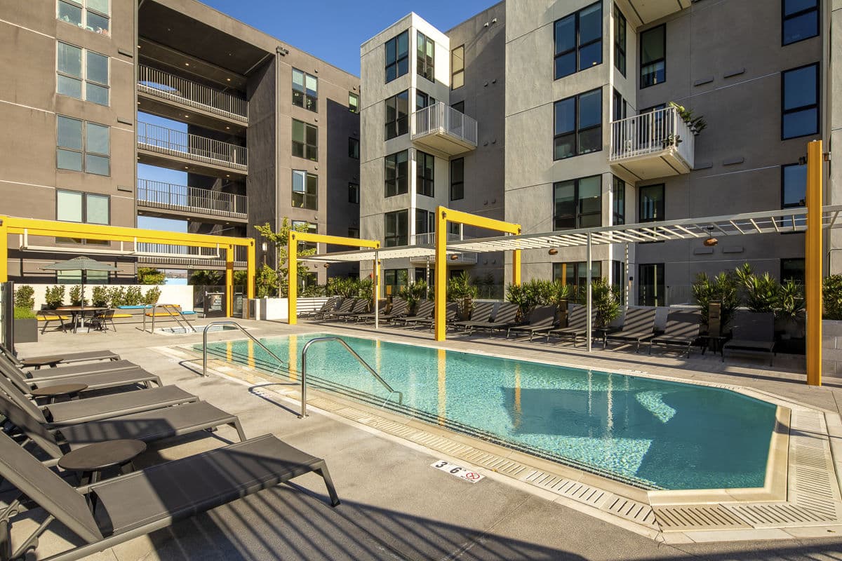 Llewellyn Apartments Los Angeles Ca 6 of 53